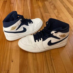 Air Jordan 1's - Derek Jeter Edition